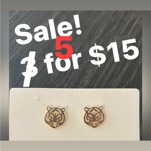 Tiger earrings, small post!